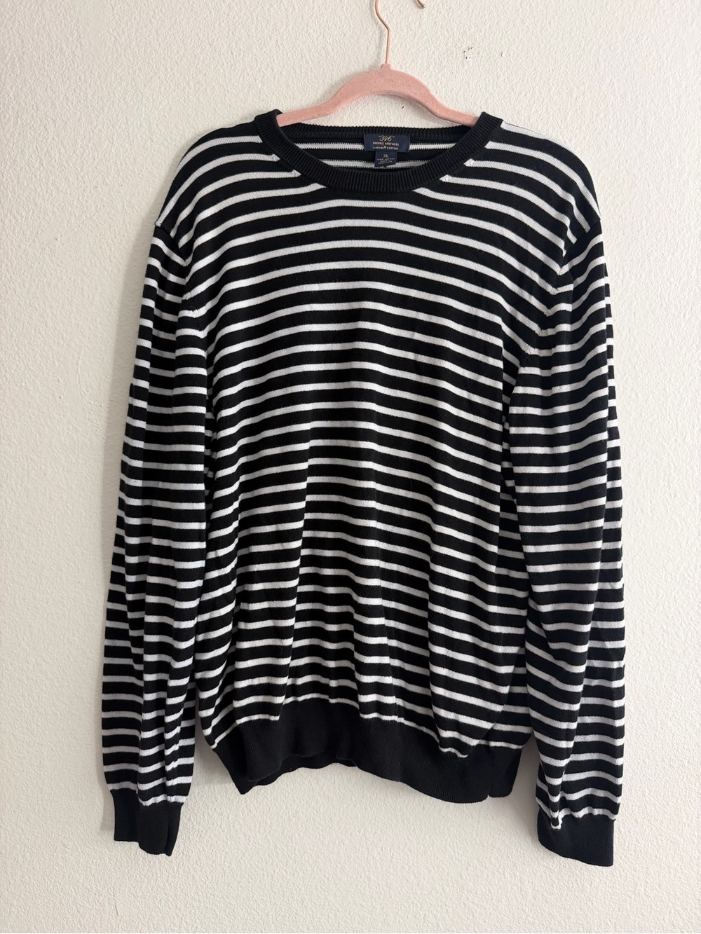 Brooks Brothers 346 Men's Black and White Supima Cotton Striped Crewneck Sweater